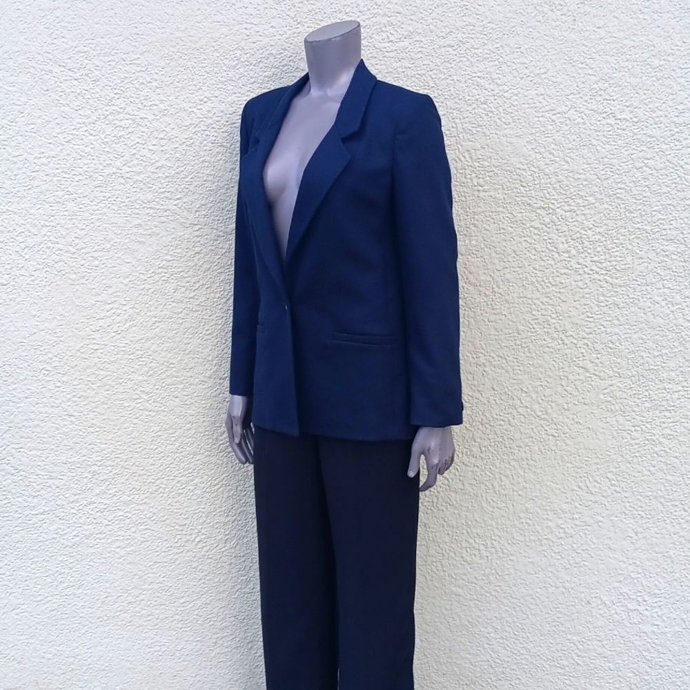 NEWSPORT LADIES VINTAGE 80'S PURE WOOL (1) BUTTON BLUE LUXURY BLAZER